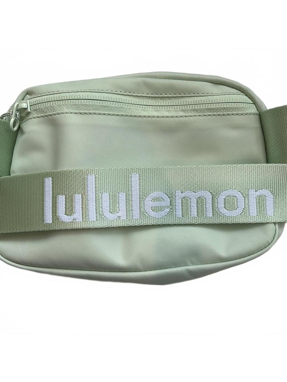 Lululemon Everywhere Belt Bag LU9AYNS Kohlrabi Green White NWT - Picture 7 of 7